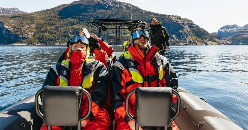 Lysefjord- und Preikestolen-RIB-Bootstour